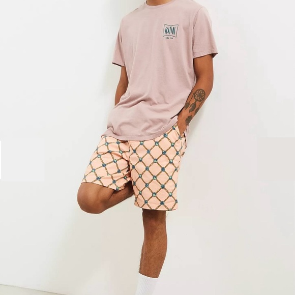 PRE-OWNED - LIKE NEW URBAN OUTFITTERS MAX PRINTED SHORTS MENS SMALL - Picture 10 of 13